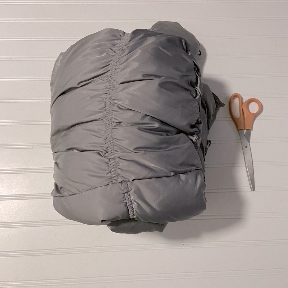 Kenneth Cole Reaction Ladies Size L Silver Gray Puffy Soft Comfy Jacket Exc Cond - Picture 6 of 9